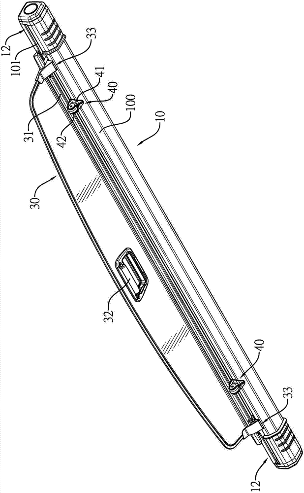 Shielding curtain with roller auxiliary retracting mechanism