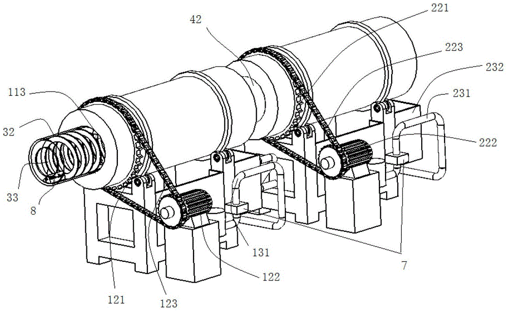 Spiral conveyor cleaning device