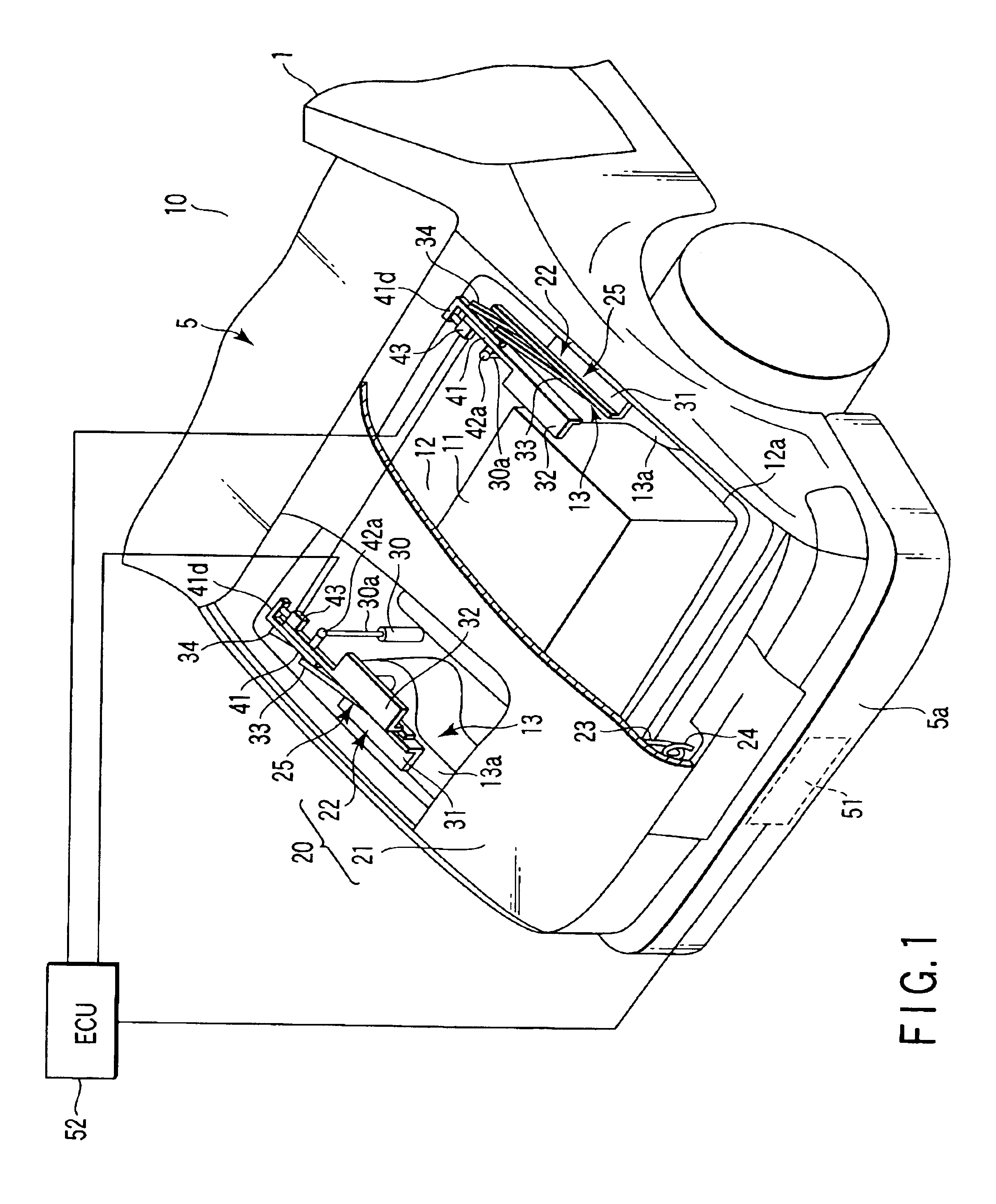 Hood apparatus for a vehicle