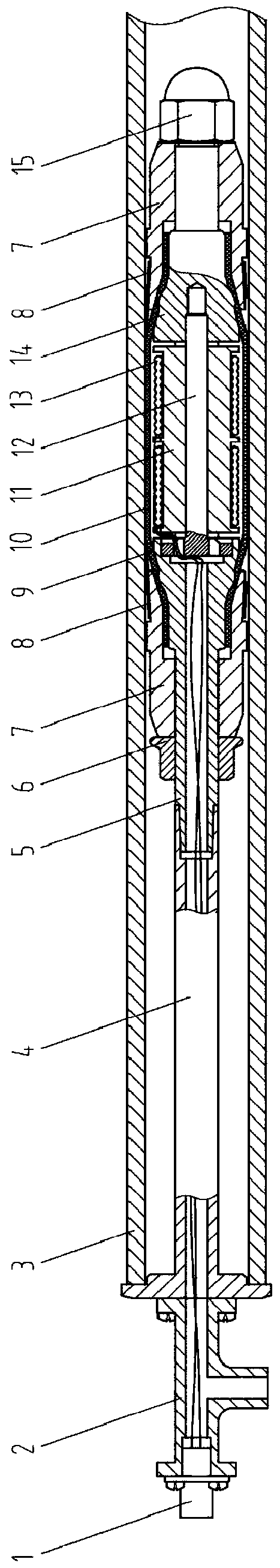 Ultrasonic guided wave transducer that can be built into the inspection pipeline