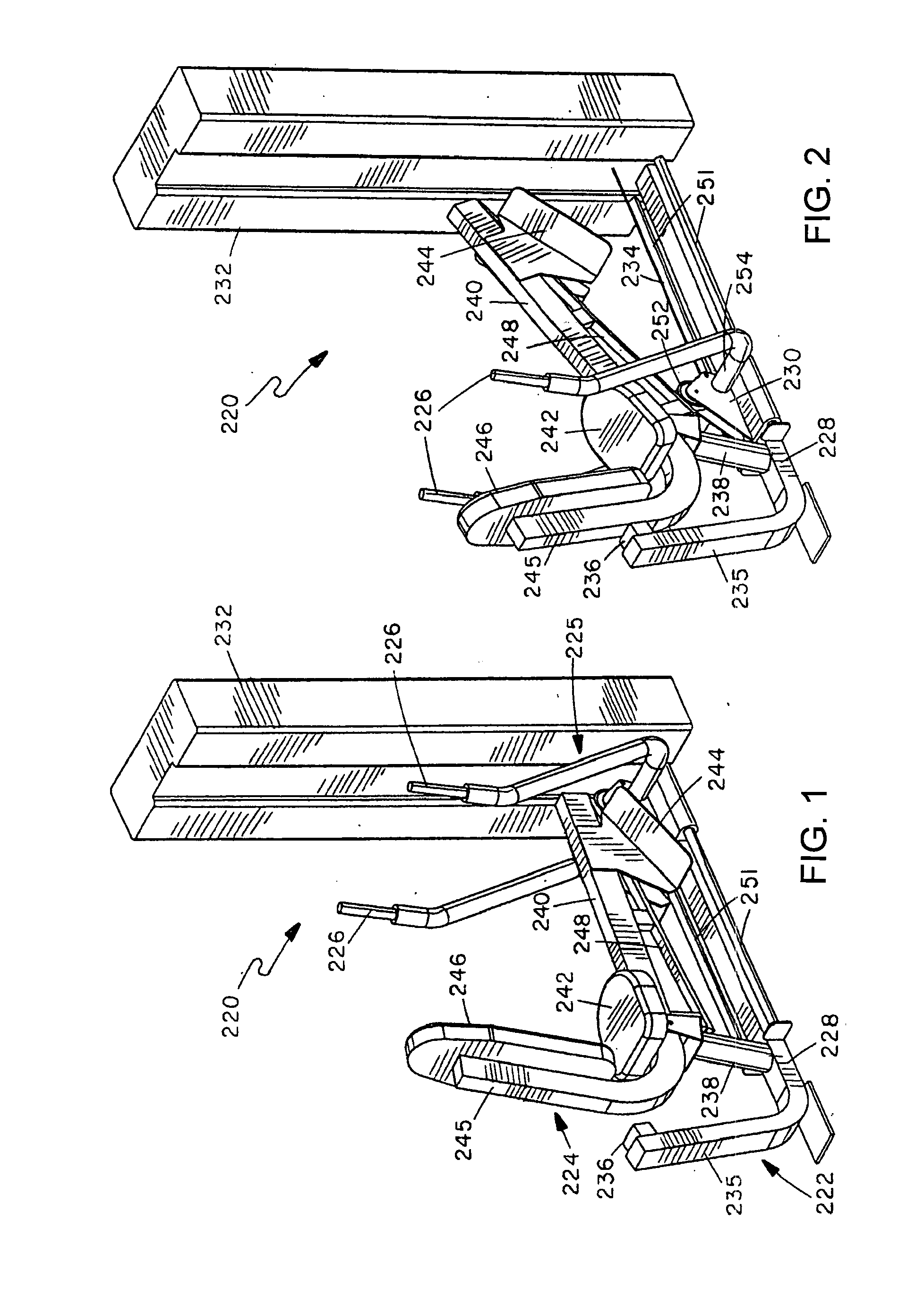 Rowing exercise machine with self-aligning pivoting user support
