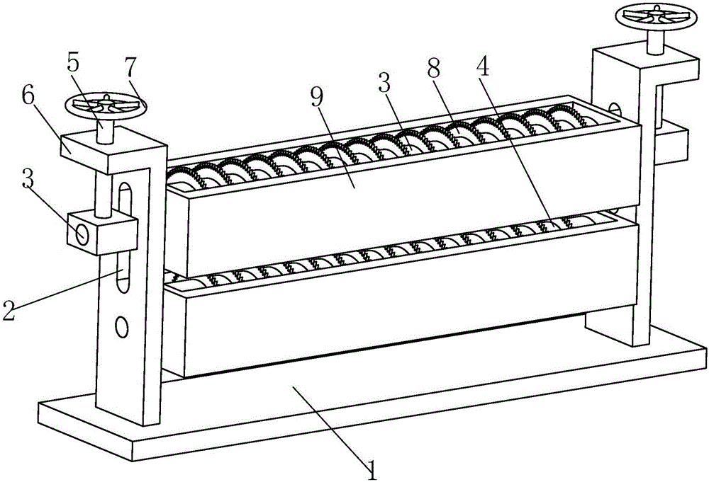 Cutting device for tooth-shaped packaging paper