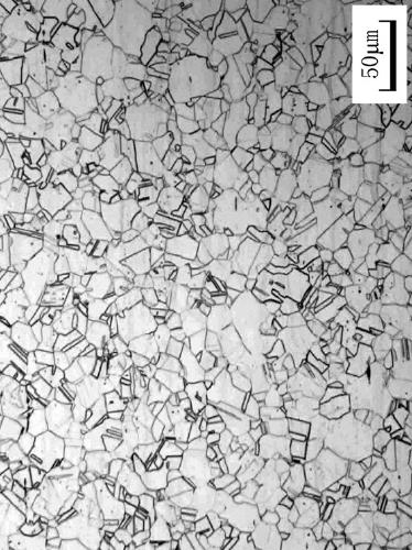 Low magnetic steel for vessel and preparation method thereof