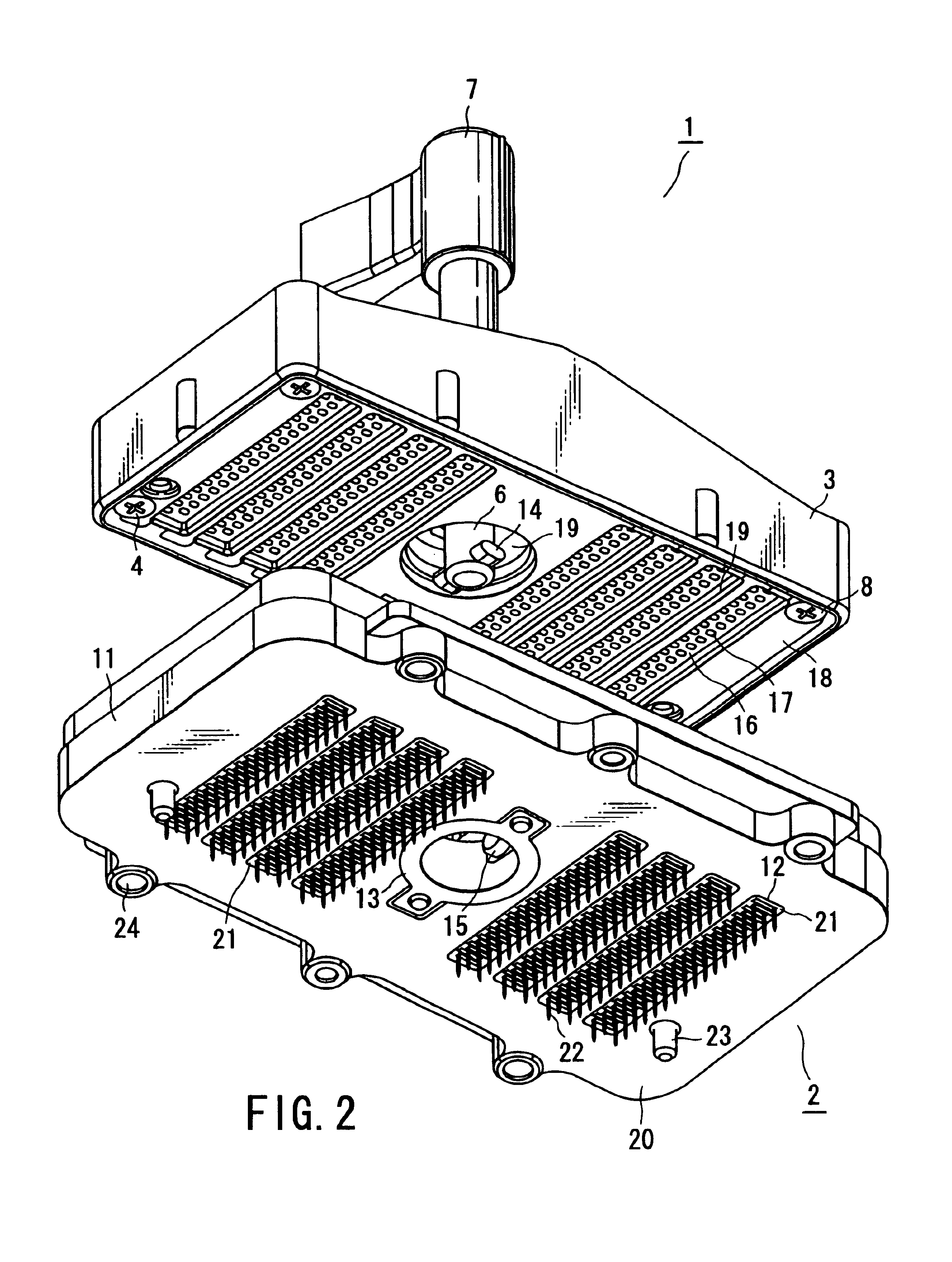 Multicore connector for connecting a plurality of contact pads of a circuit board to a plurality of contacts in a one-to-one correspondence