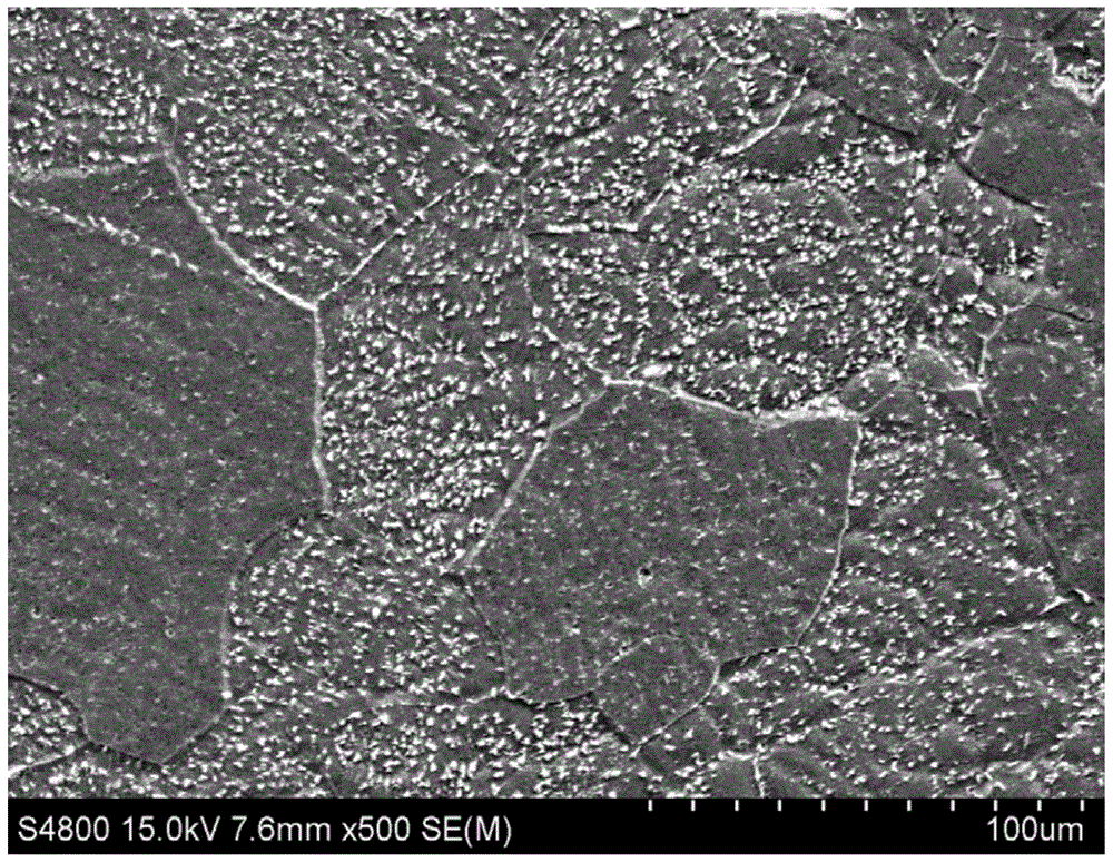 A kind of flame-retardant titanium alloy with high vanadium content and preparation method thereof