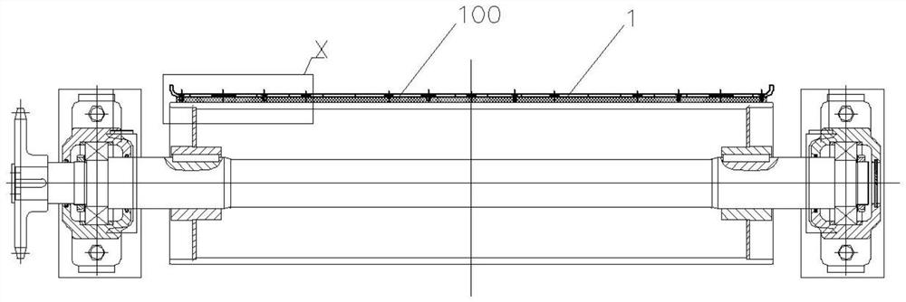 Novel waste conveying belt protection device and waste conveying device