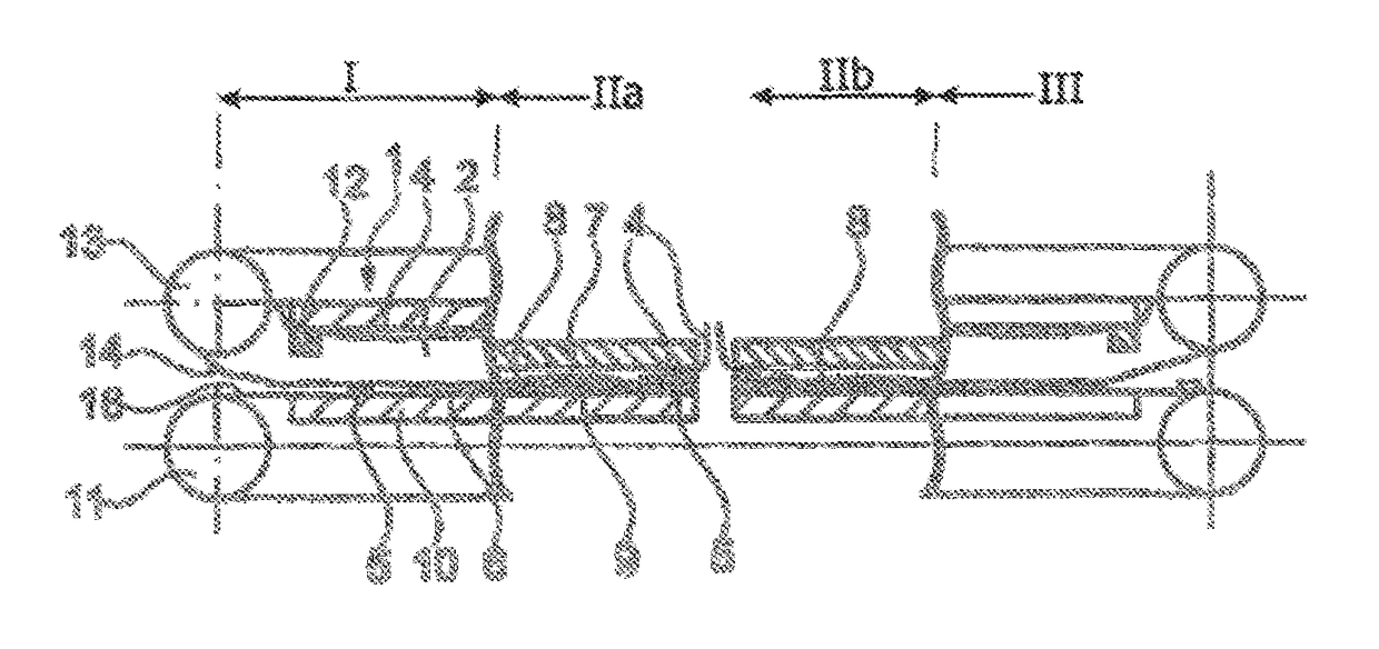 Device and method for producing composite sheets while forming a vacuum bag