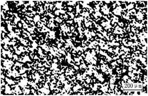 A biomedical porous titanium alloy and preparation method thereof