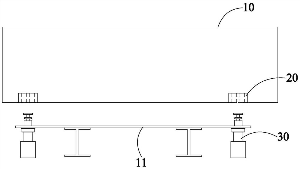 Battery lock and locking method