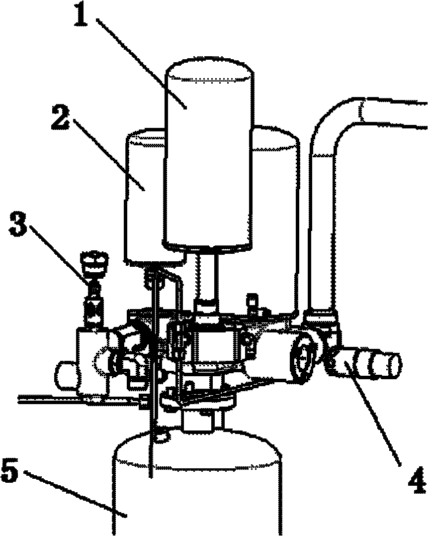 Oil separation system structure of screw air compressor