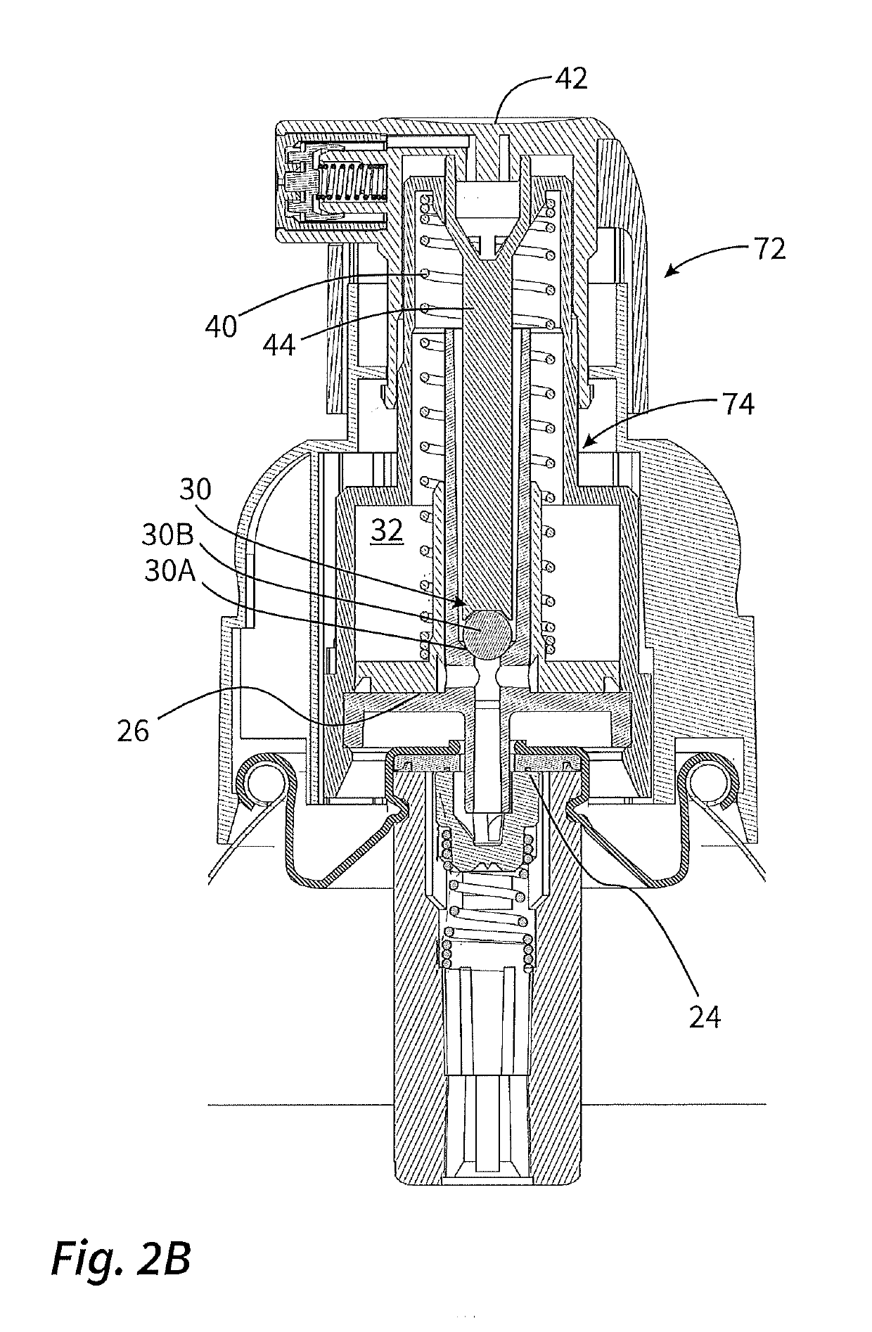 Dispenser for discharging liquids, and operating method therefor