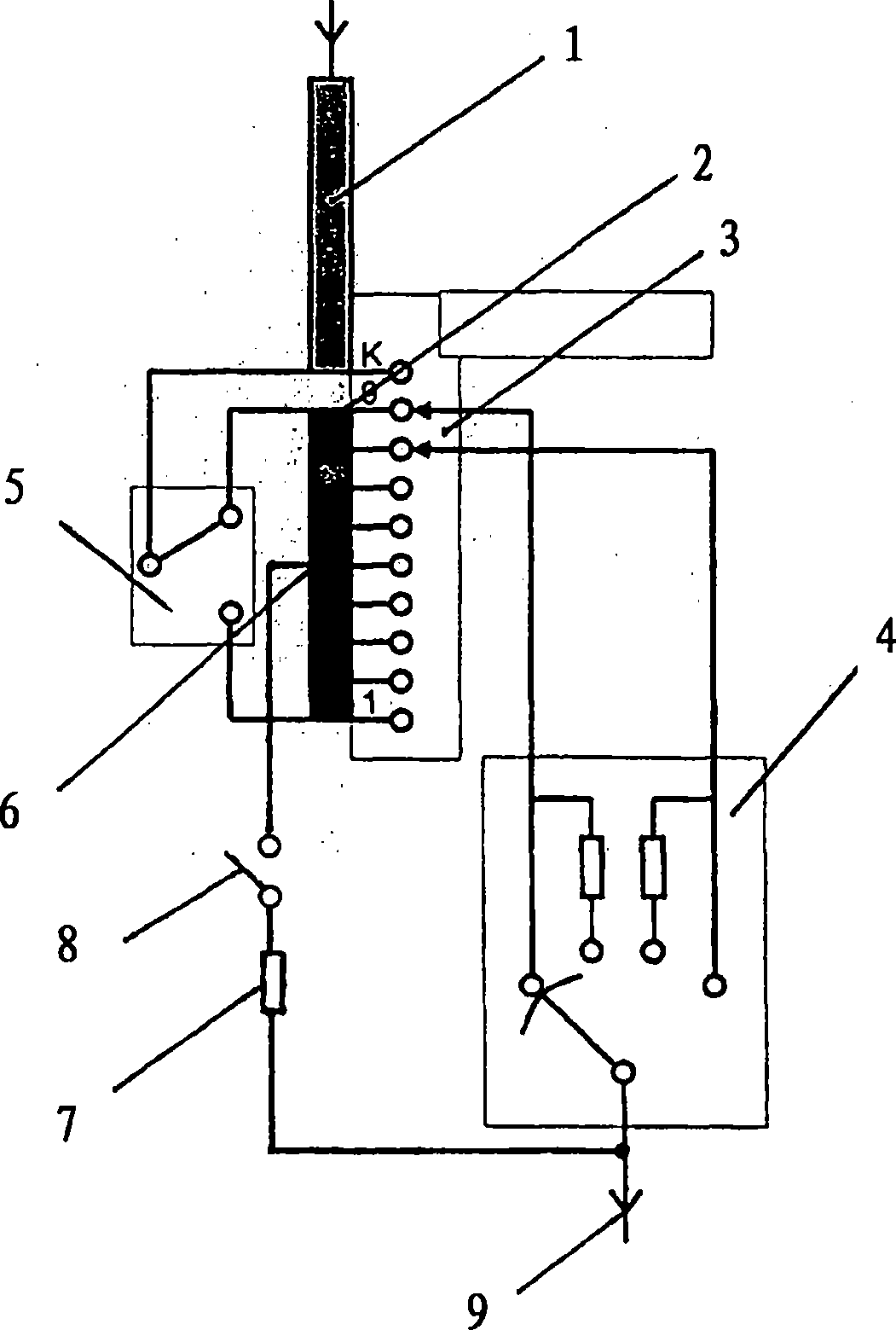 Step switch comprising a polarity switch for a variable transformer