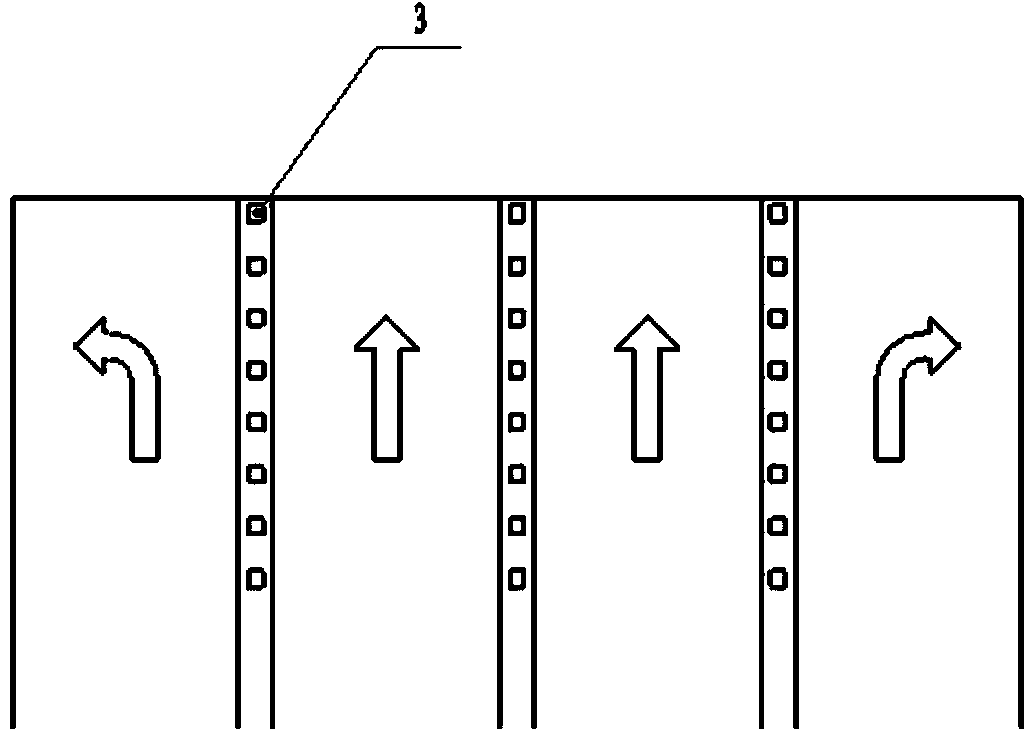 Intersection traffic light capable of achieving road direction simultaneously