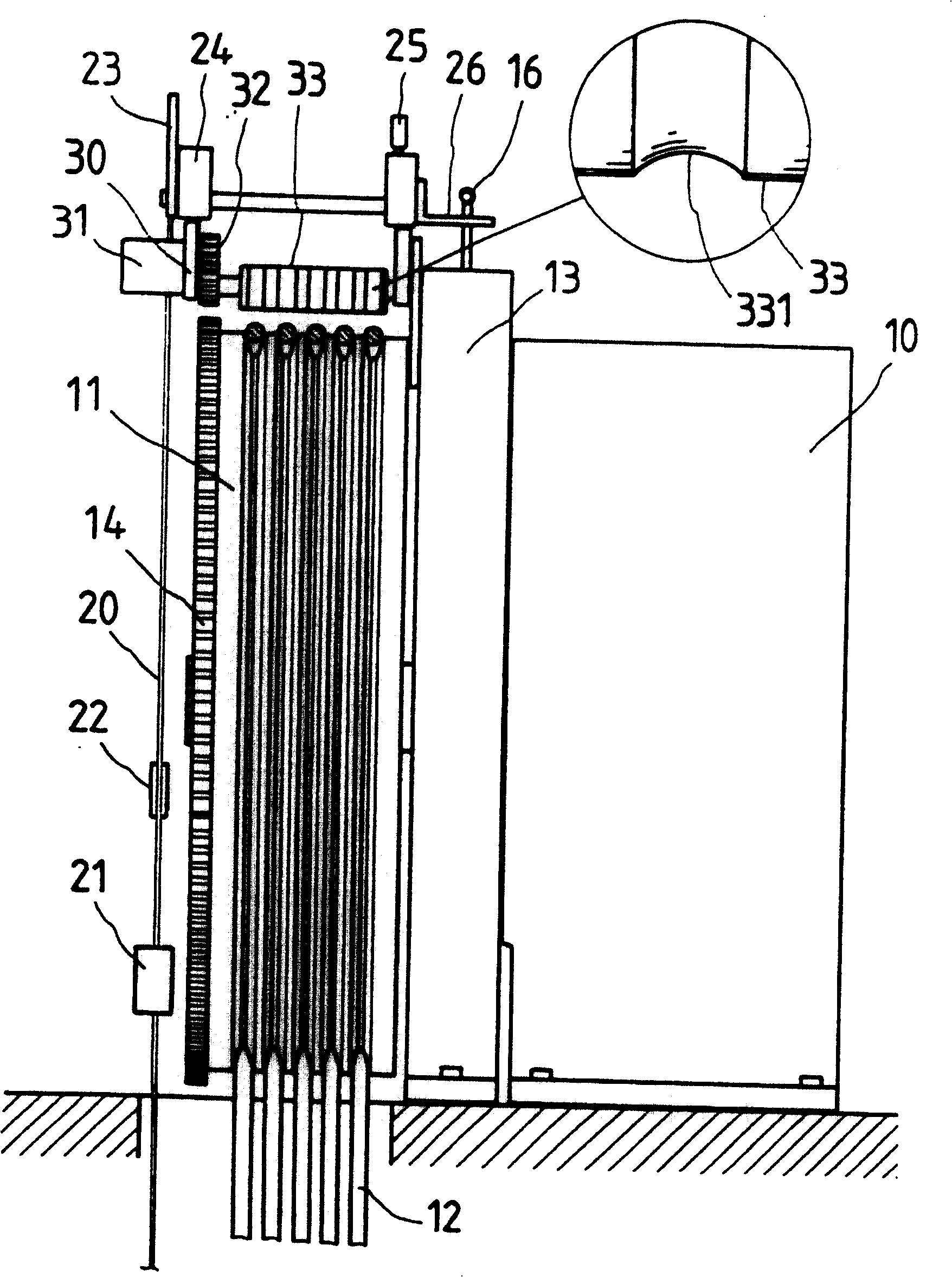 Safety protection and escape driving device for lift lifting cable