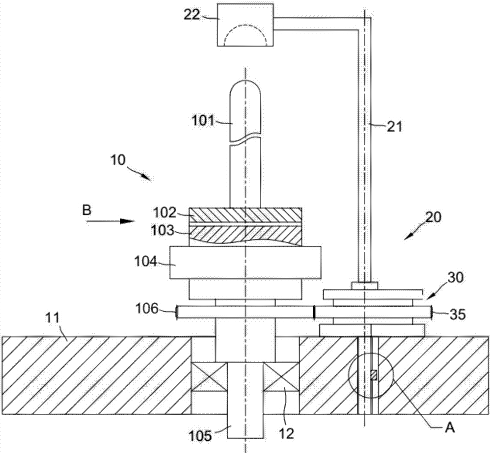 Spindle device for reducing vibration amplitude