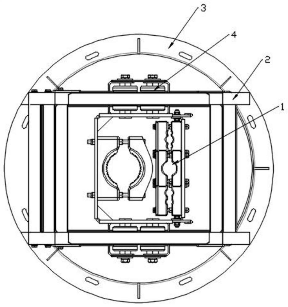 Split type twisted cable twist stopping device and assembling method