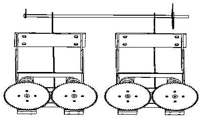 Cutting device of adjustable heading type vegetable harvesting machine