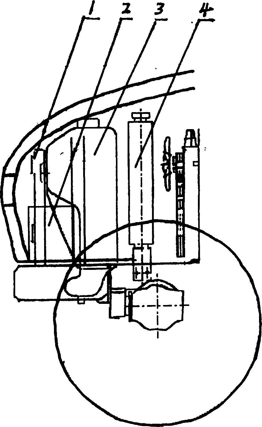 Fuel case and accumulator assembling arrangement of tractor