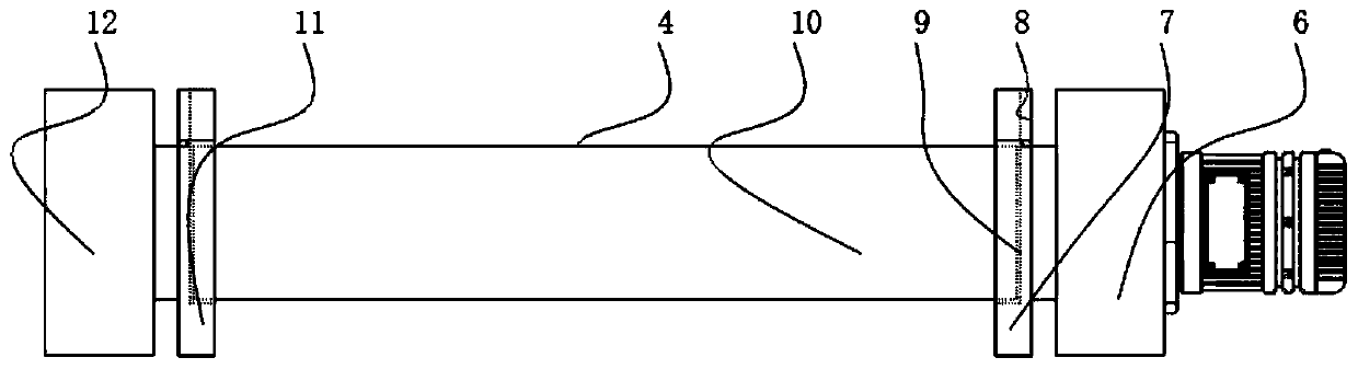 Dye device with dye concentration convenient to adjust for raincoat processing