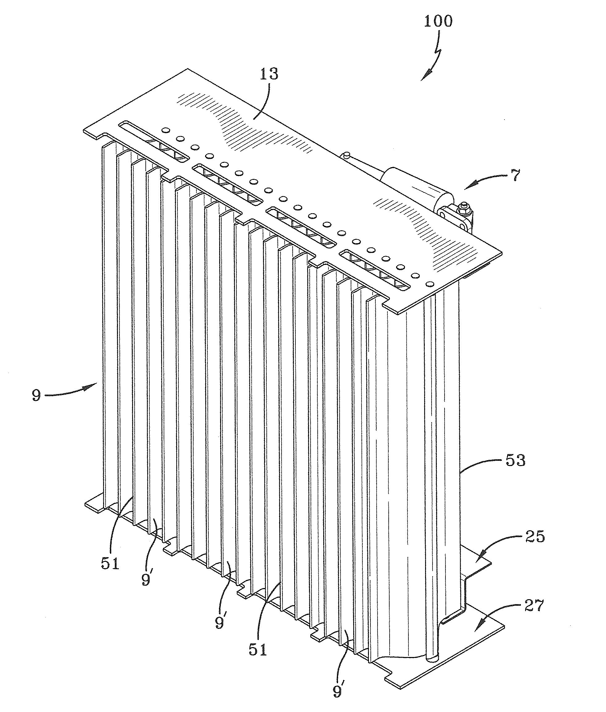 Louver device for removing moisture and dust