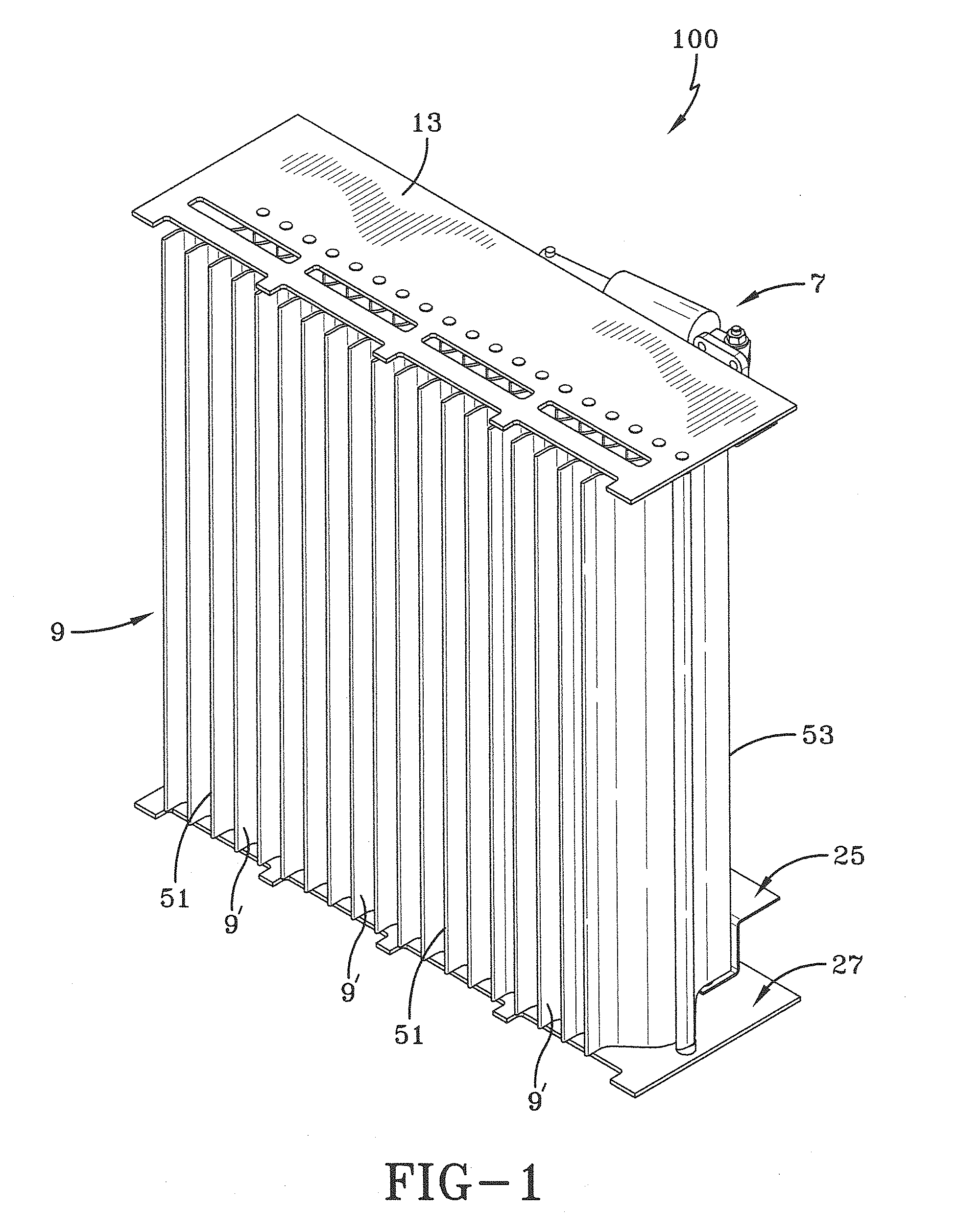 Louver device for removing moisture and dust