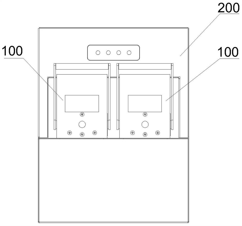 Detection and homing device of tank type vehicle retaining device