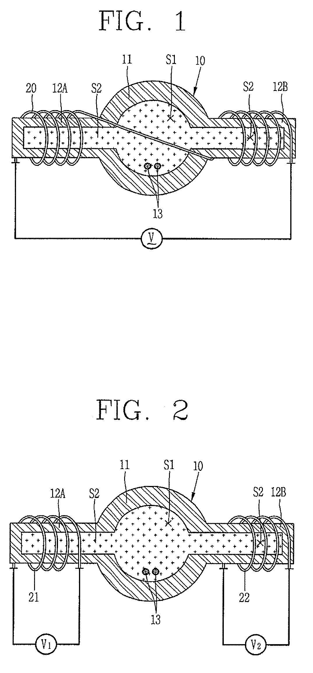 Plasma lighting system having thin metallic film resonator