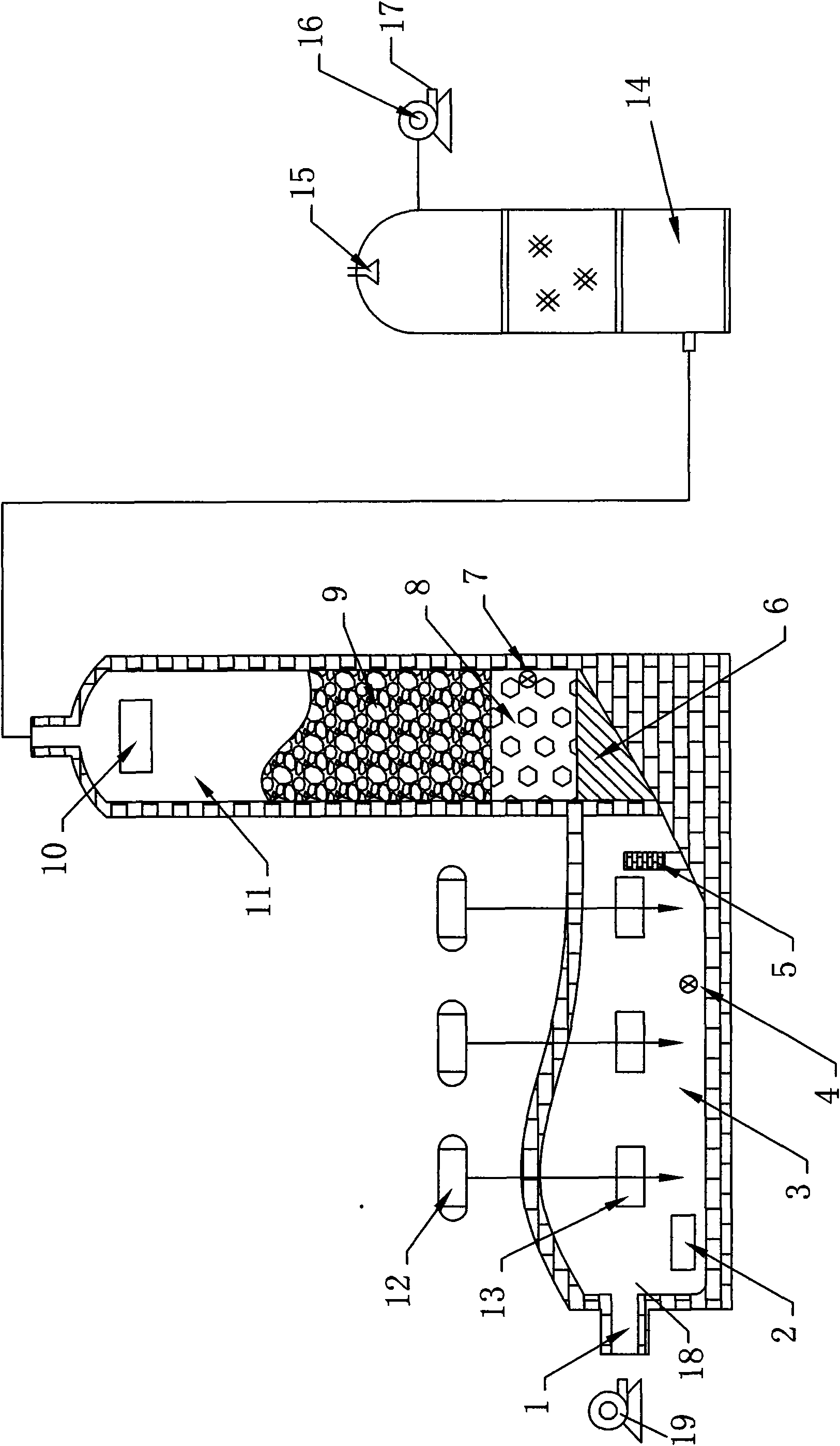 Semi-vertical reverberatory furnace for preparing sodium sulfide and process thereof