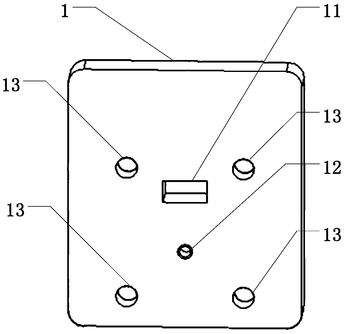 A radial waveguide power combiner and its assembly method
