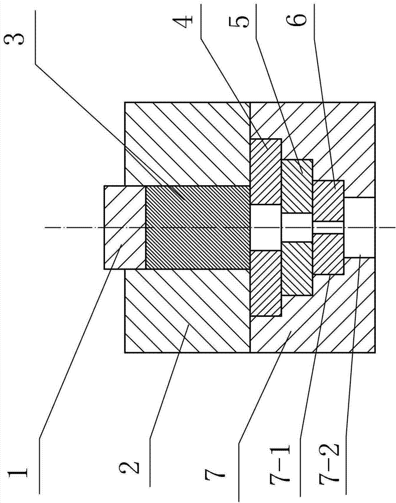 Modularized extrusion molding apparatus and method for section bar with order-variable cross sections