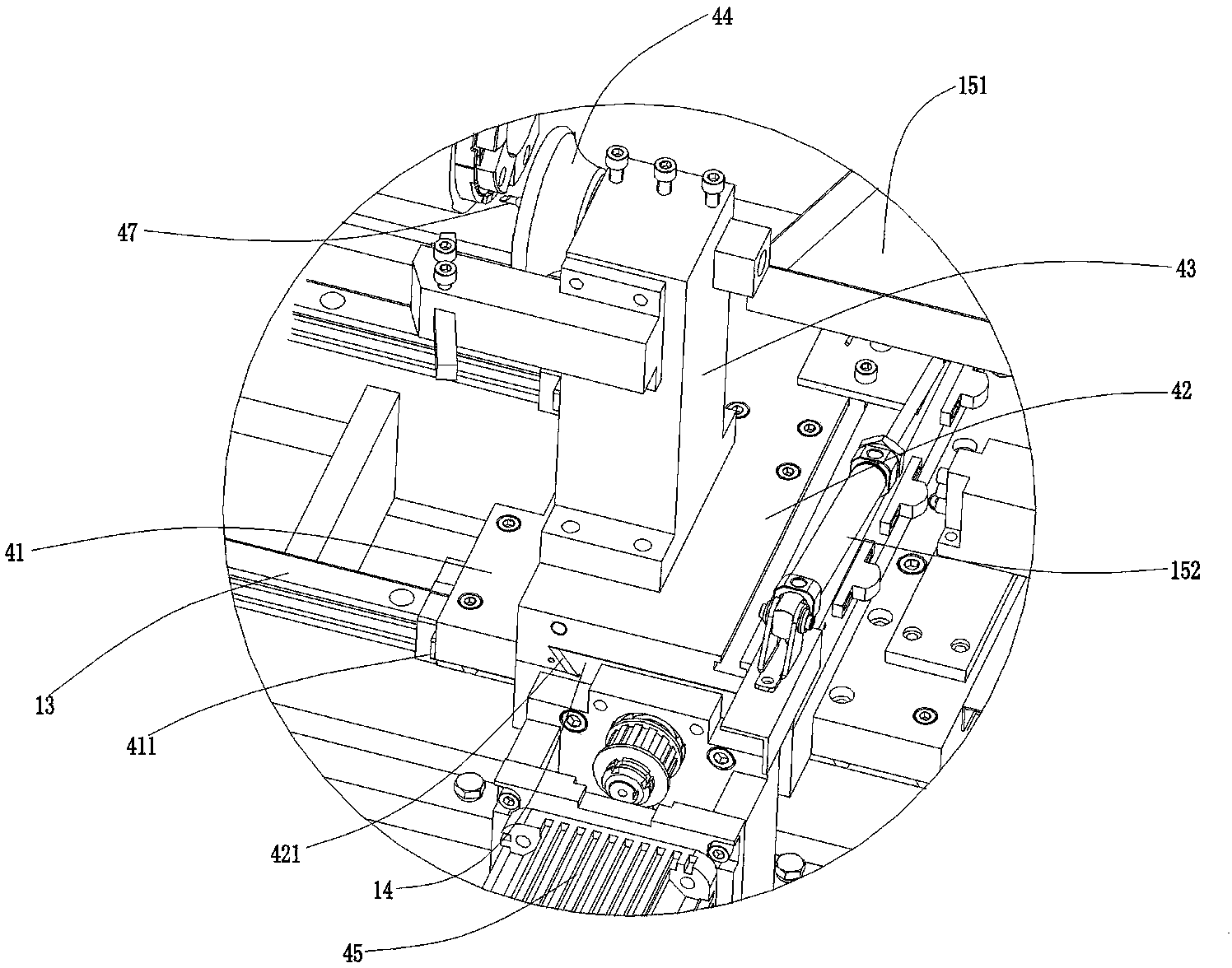 Spinning machine with automatic feeding and discharging function