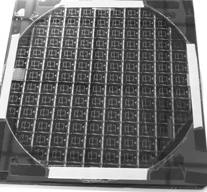 A method for flip-chip bonding of ultra-thin wafer substrate chips with gold balls