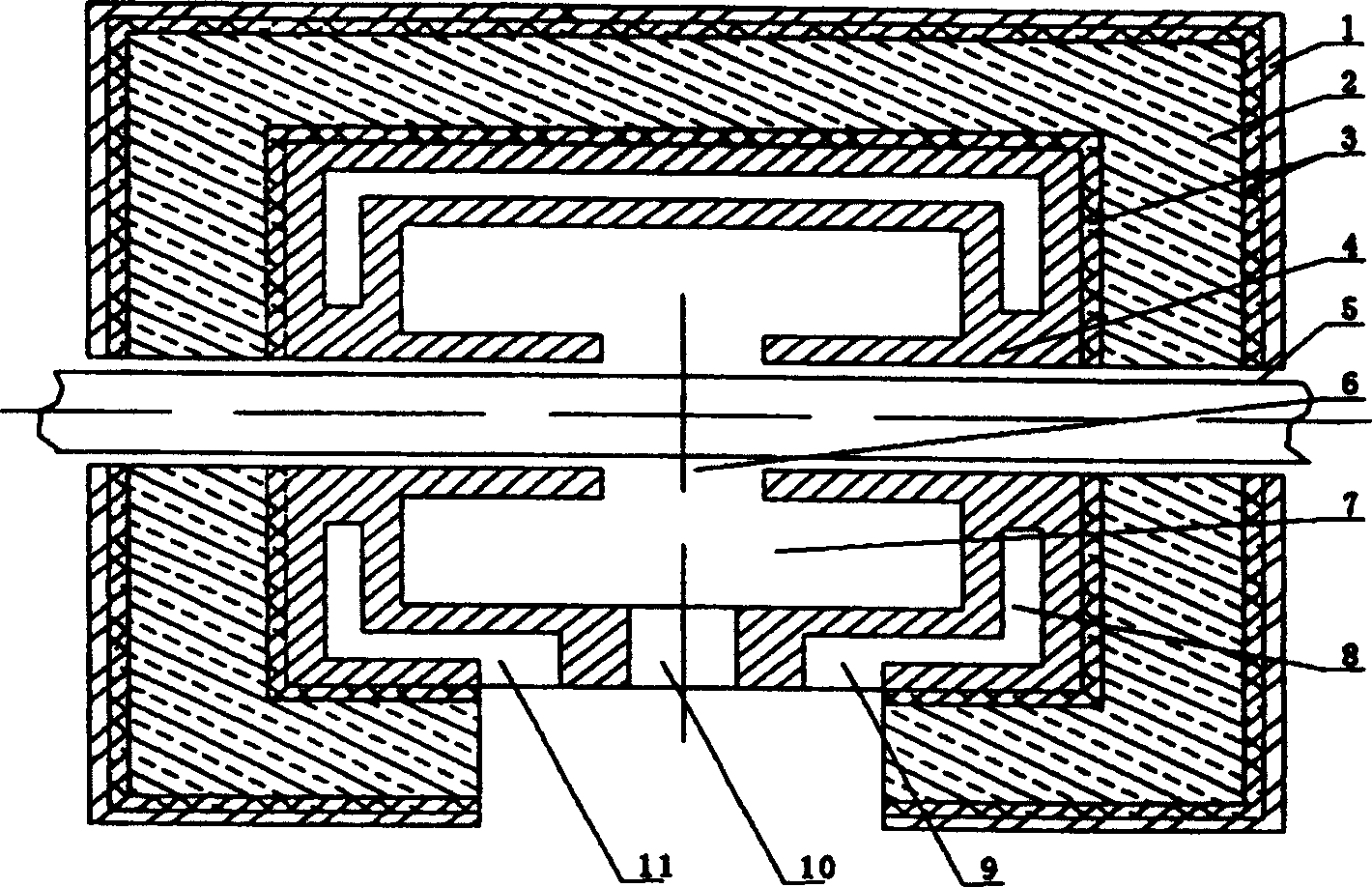 High temp.-resisting plasma cavity resonator