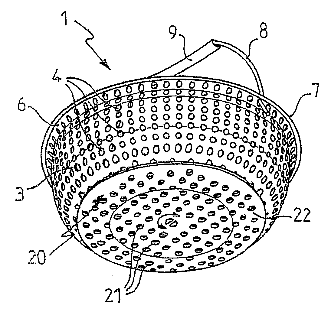 Cooking basket for pressure cooker comprising means for adjusting the passage of steam