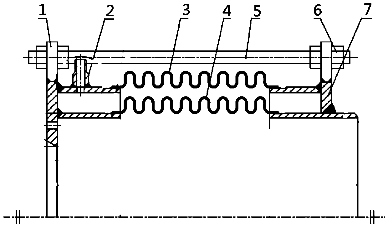 Device and method for online leakage monitoring of double-layer metal expansion joint
