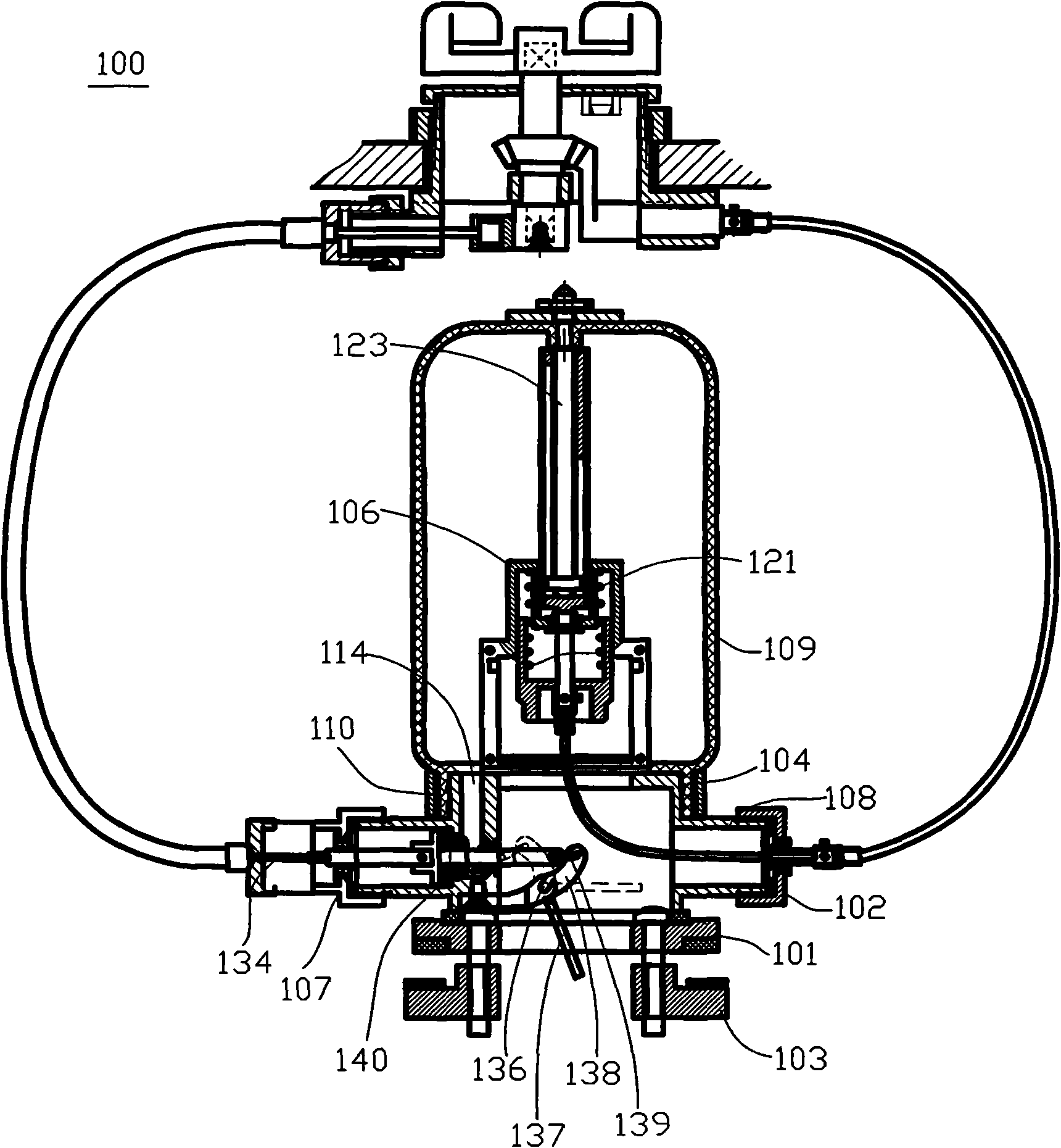 Step type deboost pressurized toilet flushing device