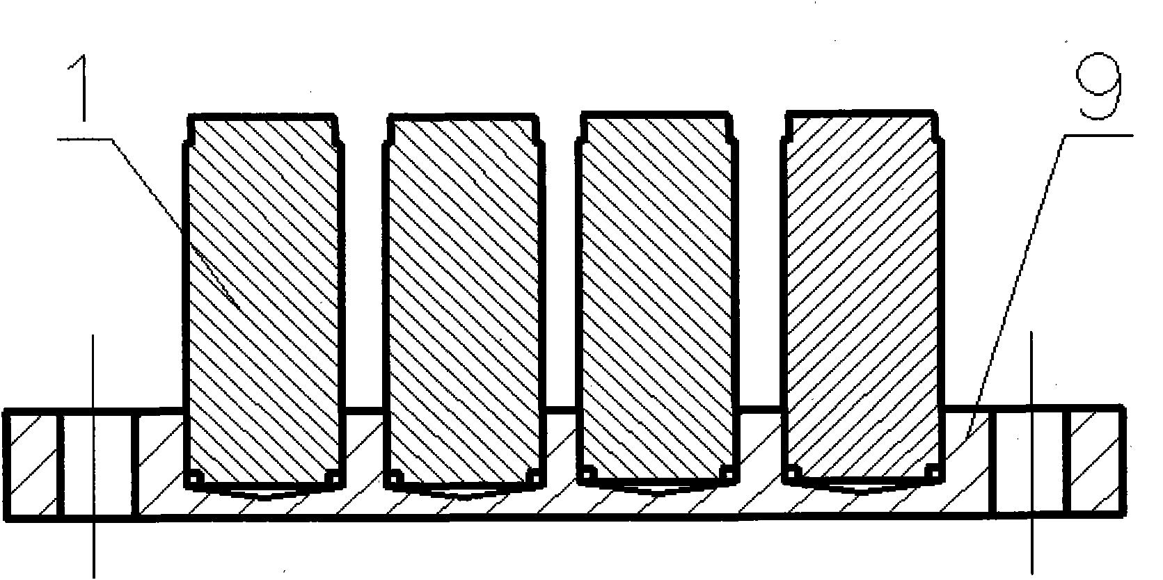 Device and method for implementing local electroplating of parts