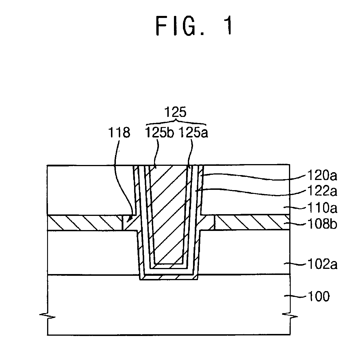 Methods of fabricating semiconductor devices including contact plugs having laterally extending portions and related devices