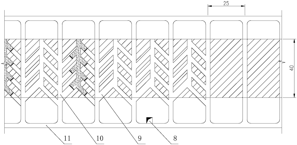 A self-stabilizing hole-shaped stope layout mining method in deep high-stress environment