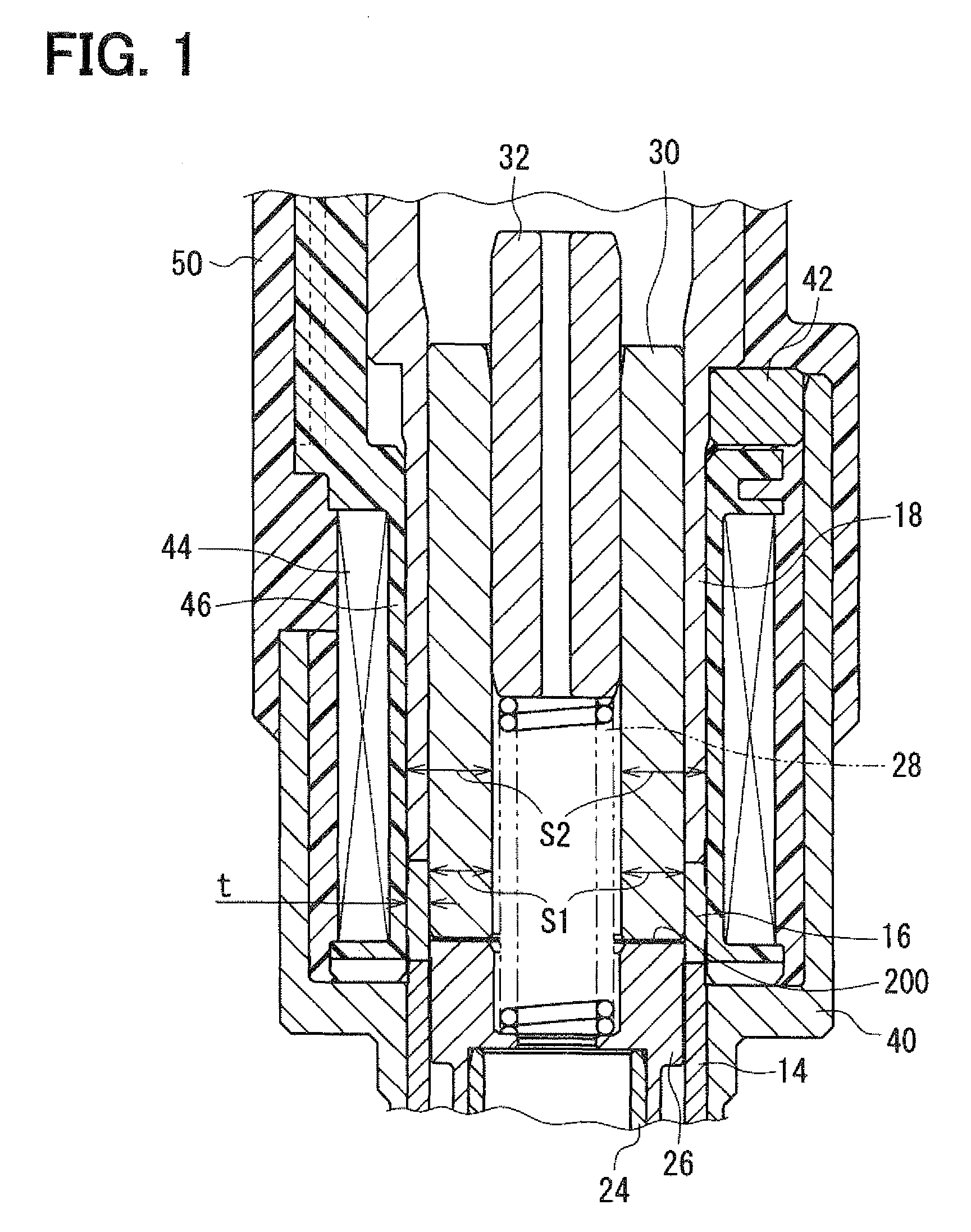Solenoid valve and fuel injection valve having the same