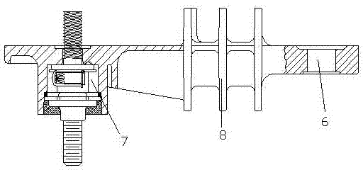 Integrated capacitive arrester disconnector assembly