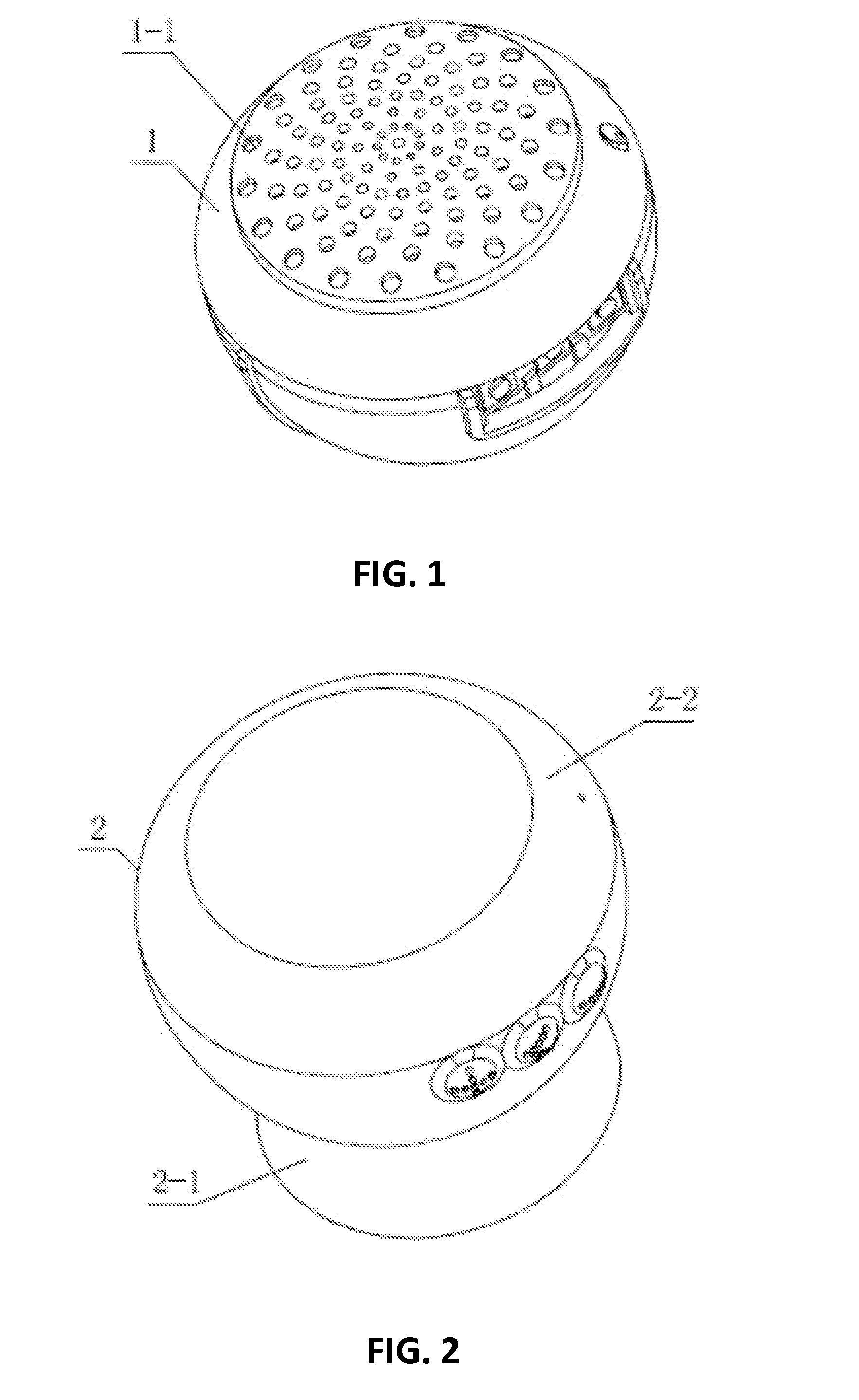 Battery-powered sound device with mounting element made of vibration absorbing material