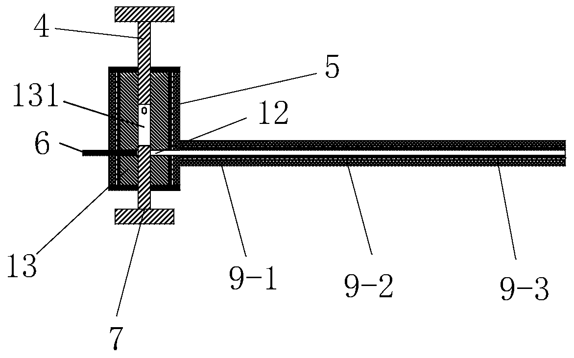 Continuous hot-pressing sintering device and method for metal oxide evaporation target