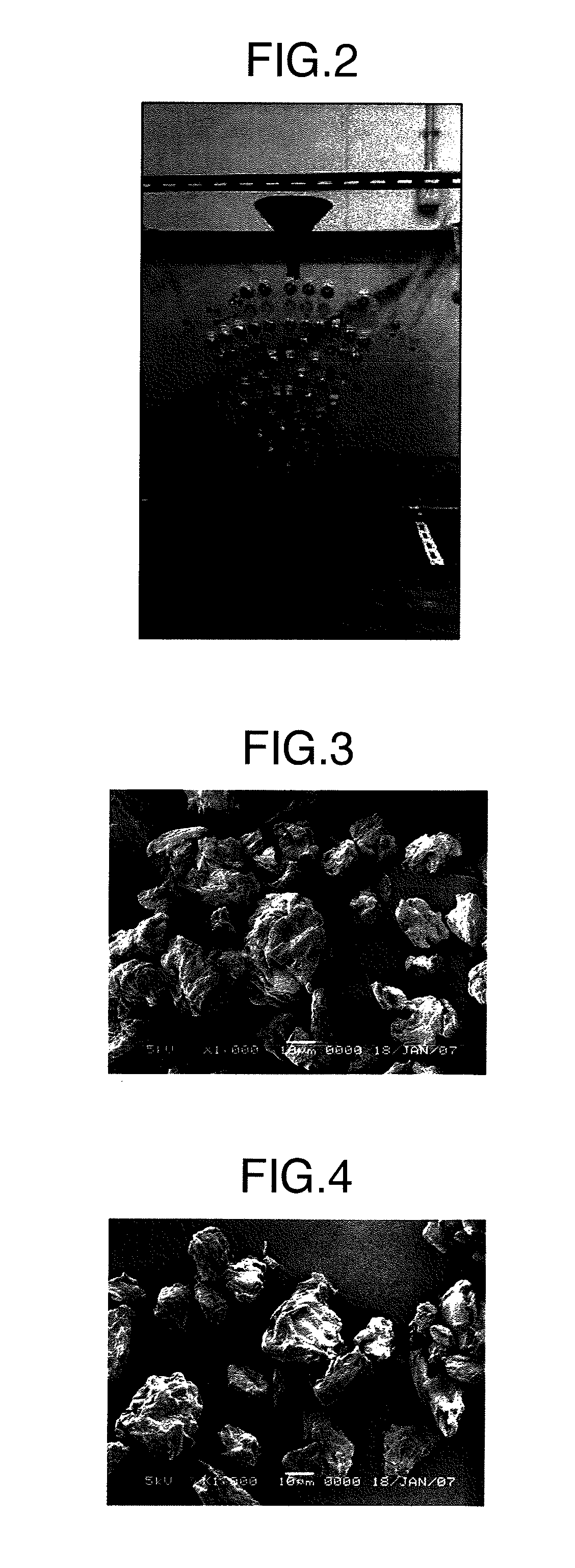 Cellulose powder having excellent segregation preventive effect, and compositions thereof