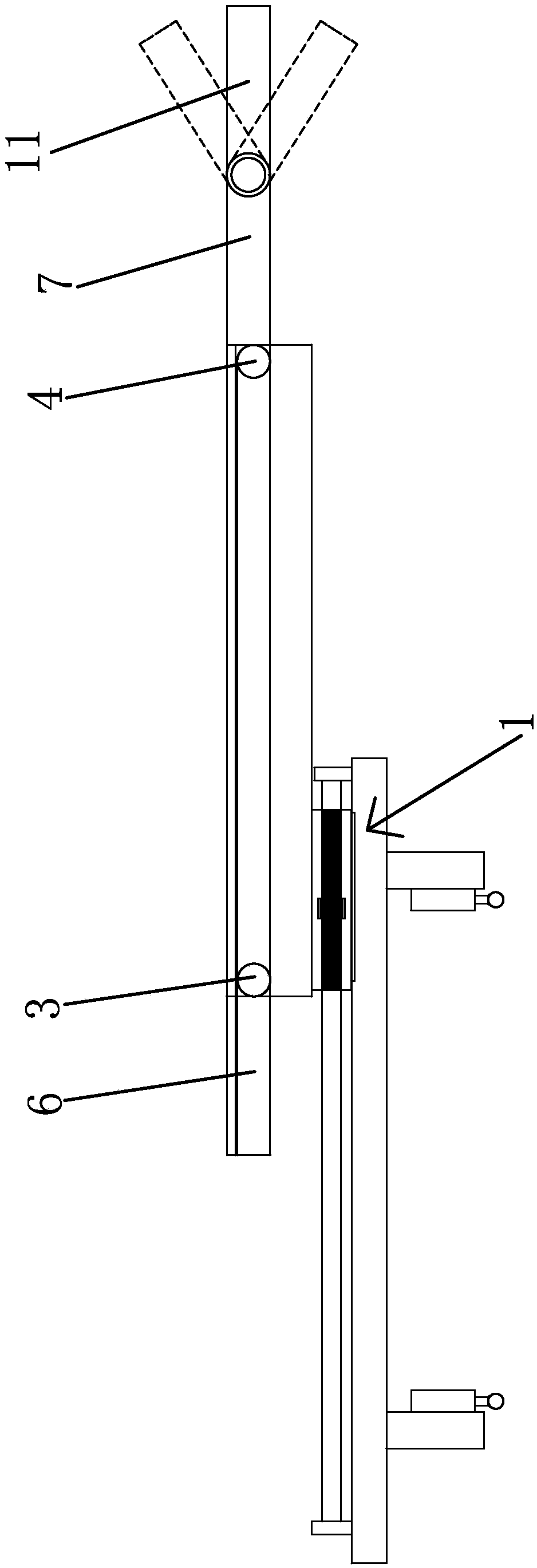 A ship docking connection device