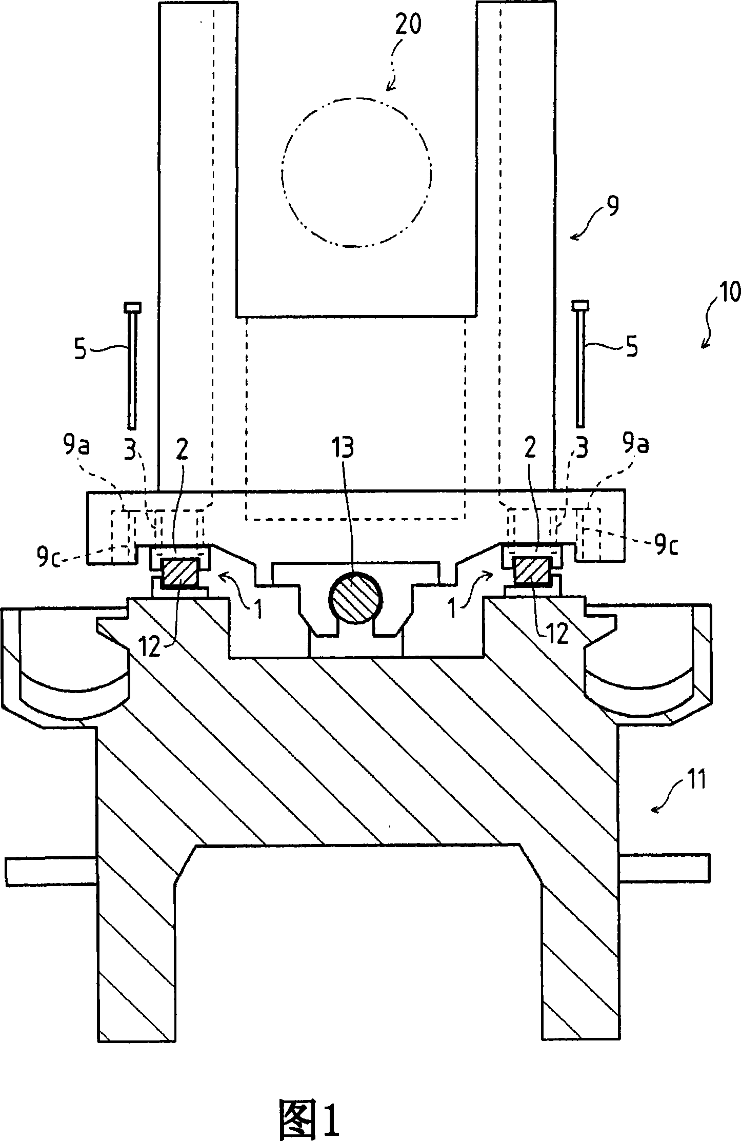 Machine tool with linear guide device and linear guide replacement method
