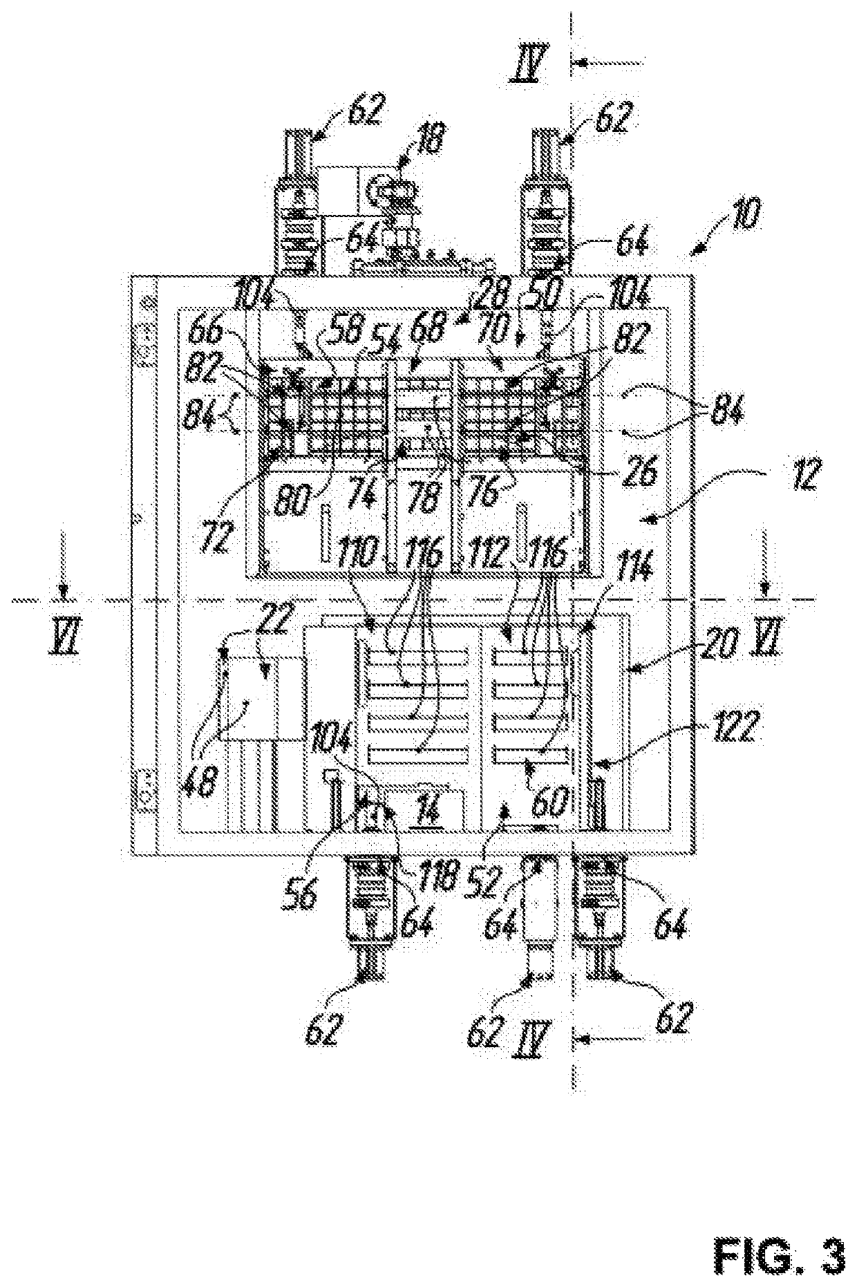 Box coating apparatus for vacuum coating of substrates, in particular spectacle lenses