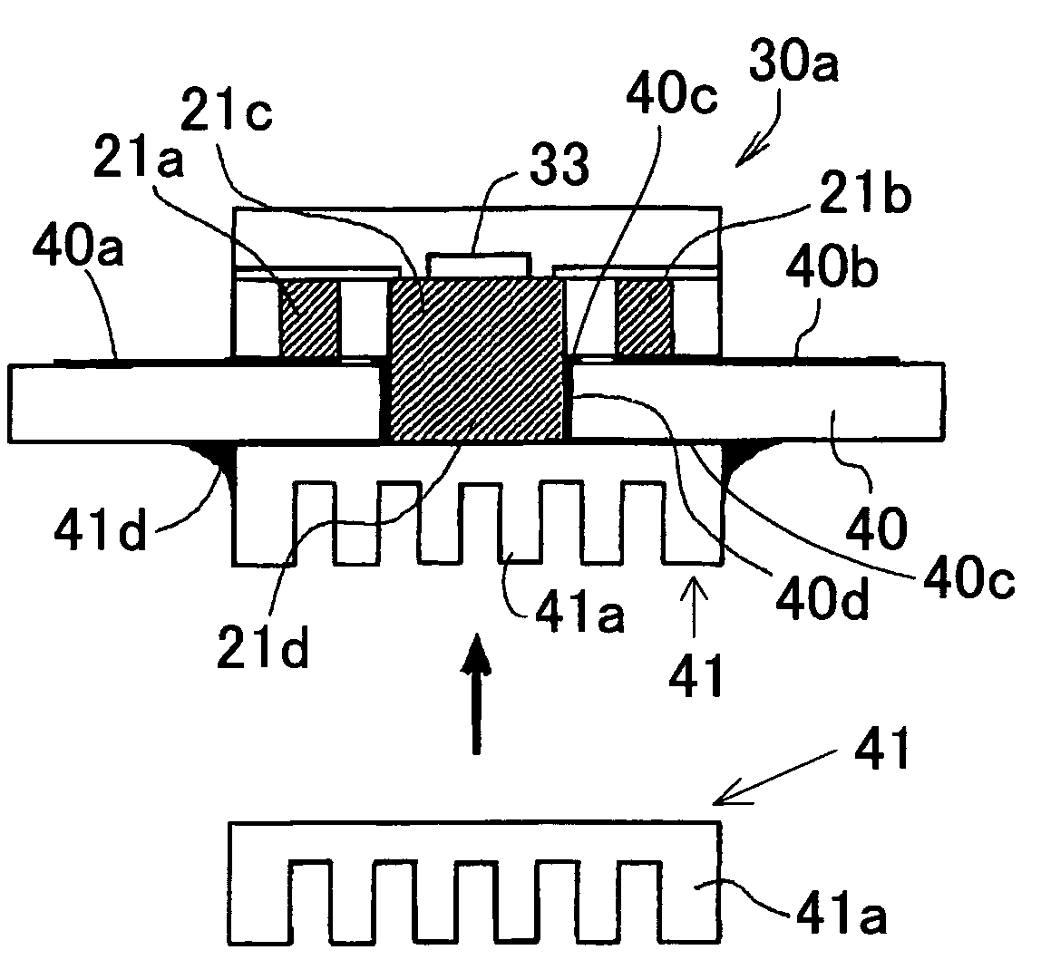 Light emitting device provided with electrically conductive members having high thermal conductivity for thermal radiation