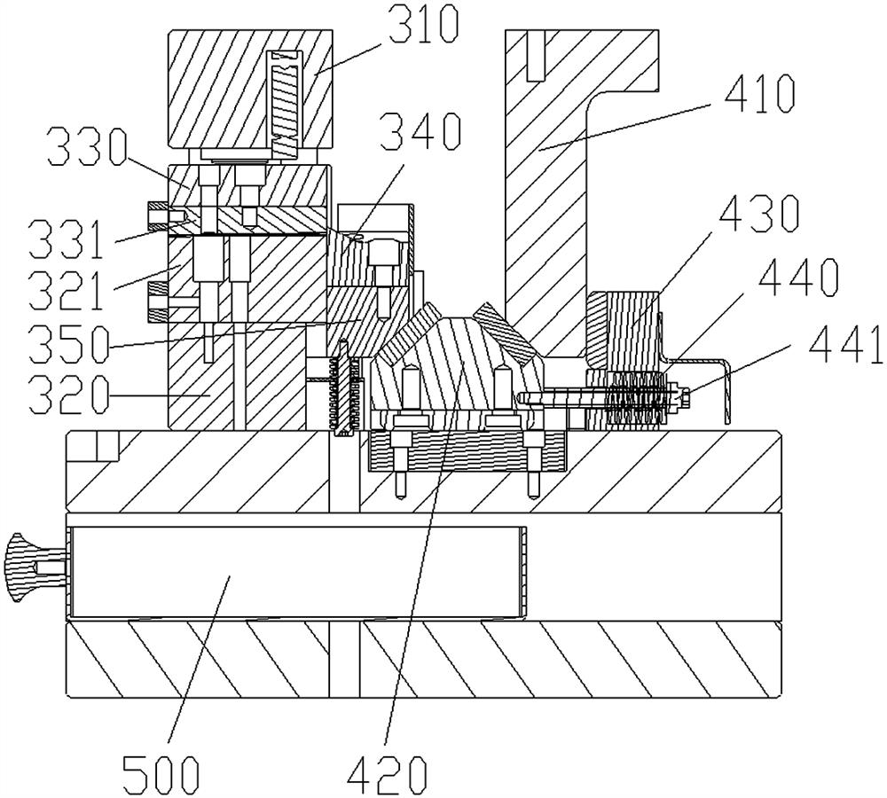 Reverse fine cutting die and method for automotive specular metal decorating part