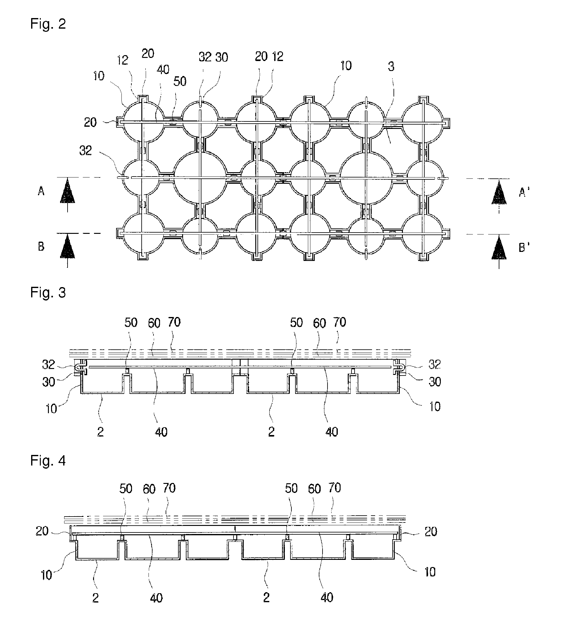 Method of manufacturing watercourse blocks continuously arranged on the spot